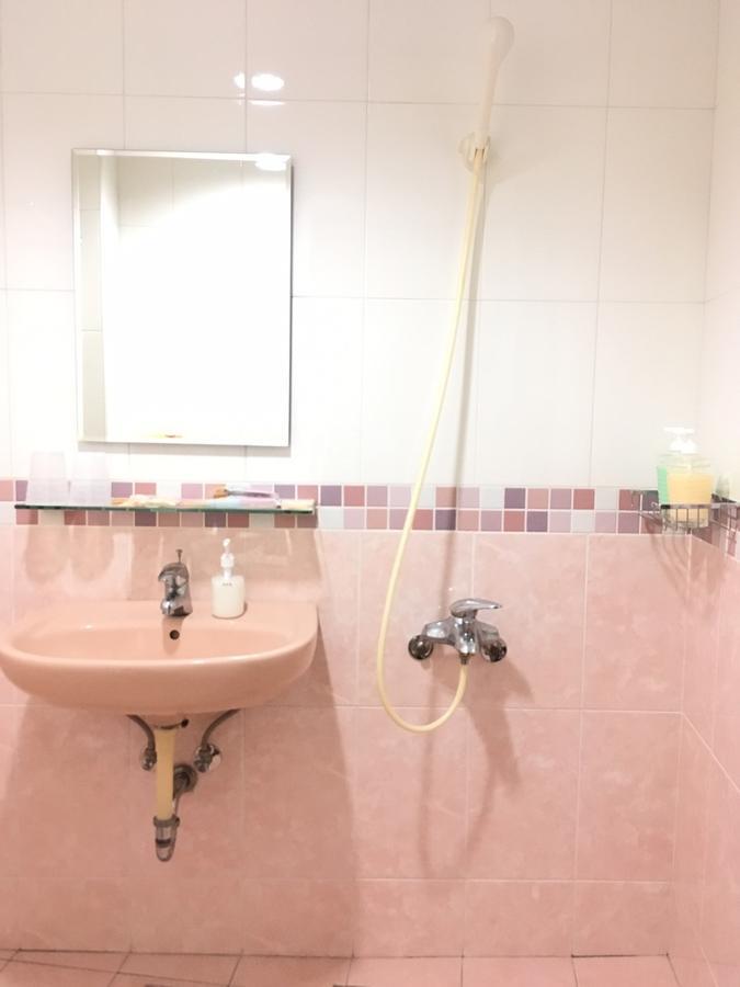 Hfun Hotel Kaohsiung Esterno foto